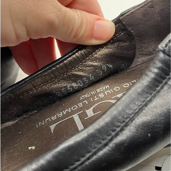 AGL Black Leather Flats with Sliver Buckle Trim Size 39 1/2 - Picture 5 of 6